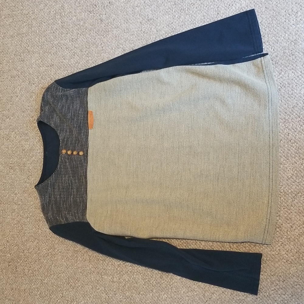 Color block long sleeve